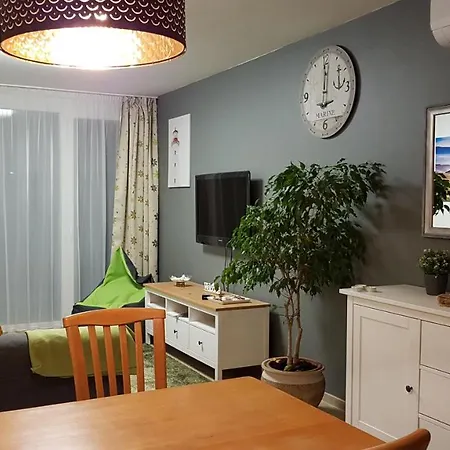 Mina Vizparti Apartman שיופוק