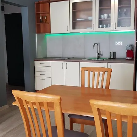 Mina Vizparti Apartman
