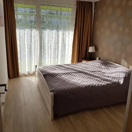 דירה Mina Vizparti Apartman