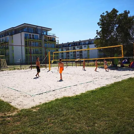 Mina Vizparti Apartman דירה